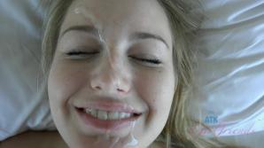 That pretty face got a load of cum in the morning
